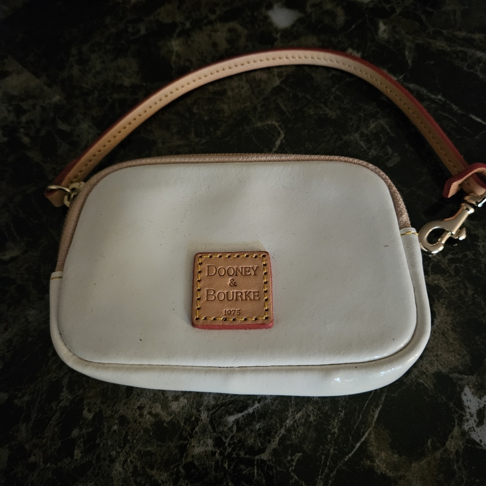 Sold White Patent Leather Dooney And Bourke Wristlet Chain Purse